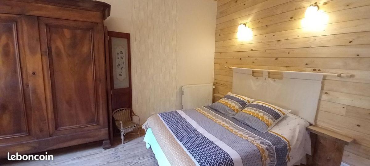 Appartement De Charme Dans Une Maison Isolee Presilly  外观 照片