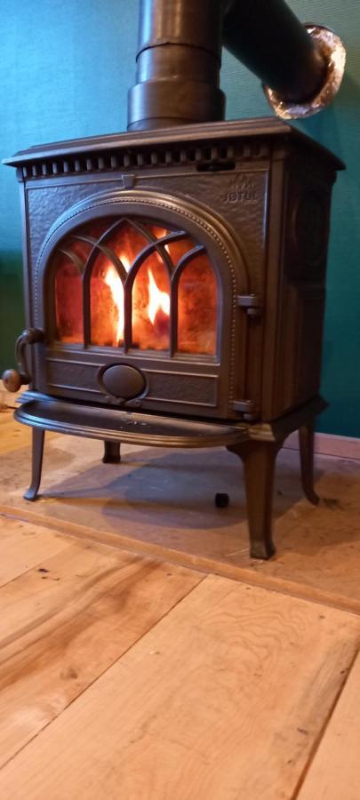 Appartement De Charme Dans Une Maison Isolee Presilly  外观 照片