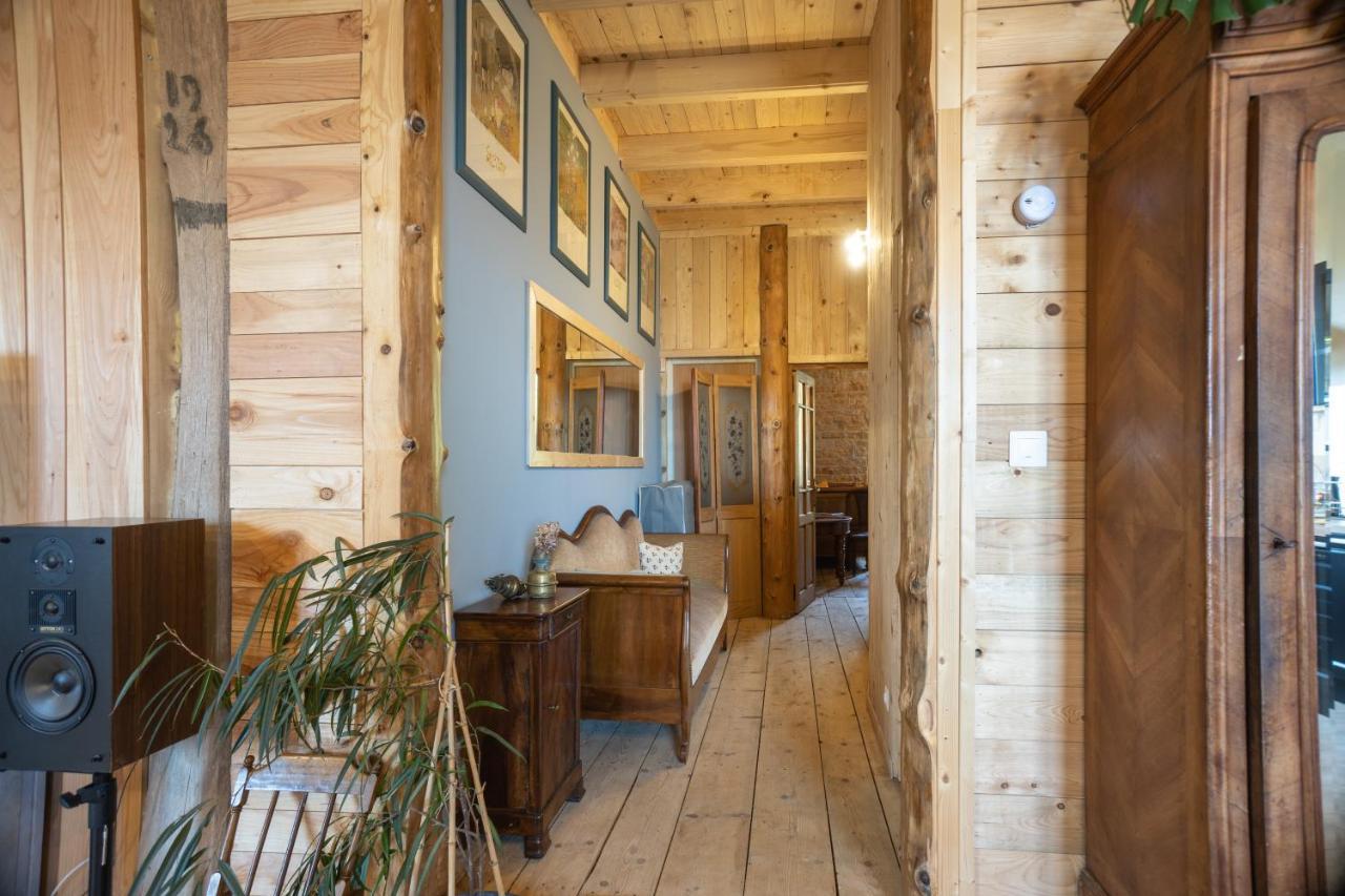 Appartement De Charme Dans Une Maison Isolee Presilly  外观 照片