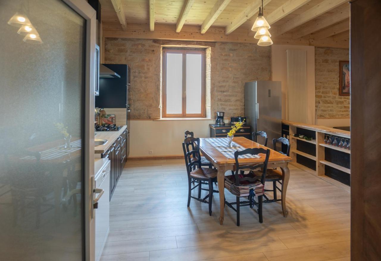 Appartement De Charme Dans Une Maison Isolee Presilly  外观 照片